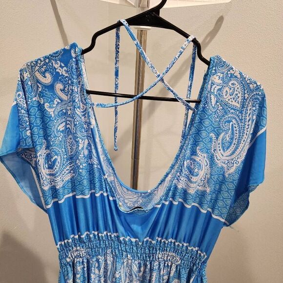 Young USA - Summer Harmonious Print Open Back Dress size XL - Picture 5 of 9